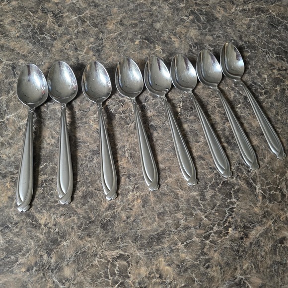 Hampton Silversmiths Other - Hampton‎ Silversmiths 18/8 Stainless Steel Dinner Spoons Set of 8 Glossy Korea